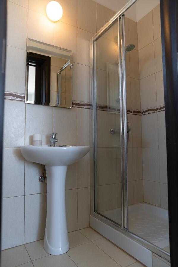Fig Tree Villa Ekaterina 3 Bdrm Protaras Exterior photo